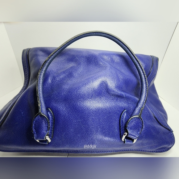 Alexander McQueen Ultramarine Leather Skull Padlock Large Zip Around Tote Bag - Picture 11 of 16